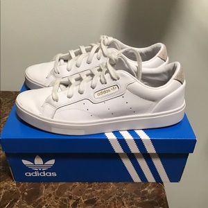 Adidas women shoes size 7